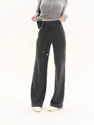 Fleece lined sweatpants in sesame ash grey, front view