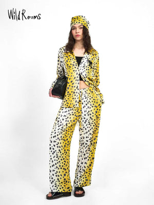 طقم WildRooms Ombre Leopard بيجامة فهد متدرجة بألوان صفراء وأسود وأبيض بنسيج صيفي ناعم ومريح