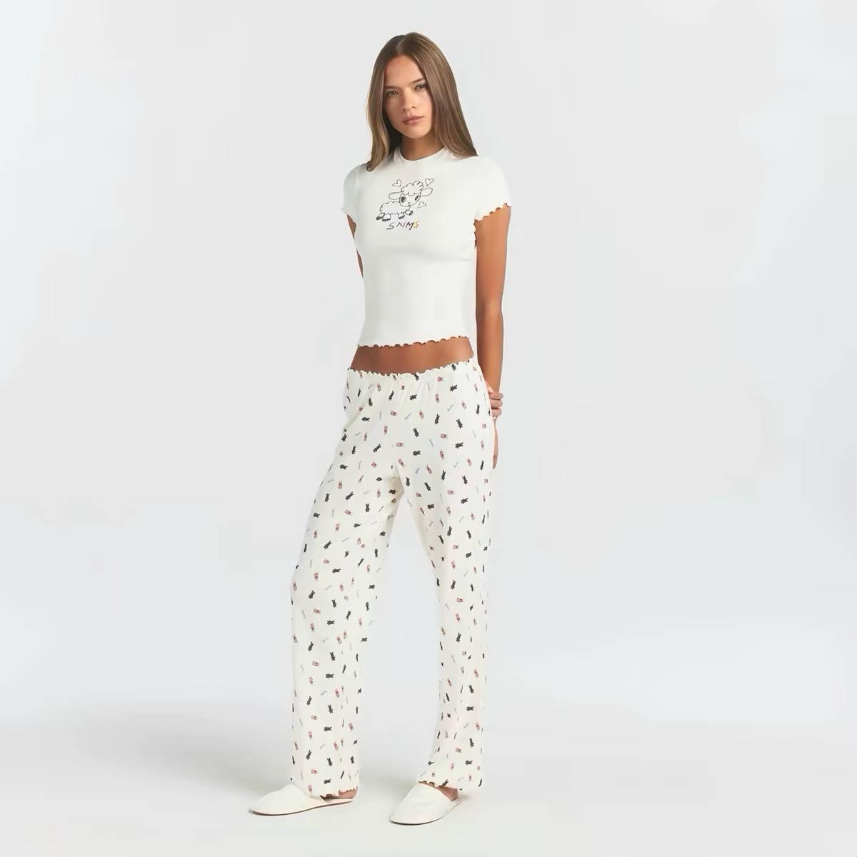 طقم Loungewear قطني ناعم بطبعات كرتونية لطيفة