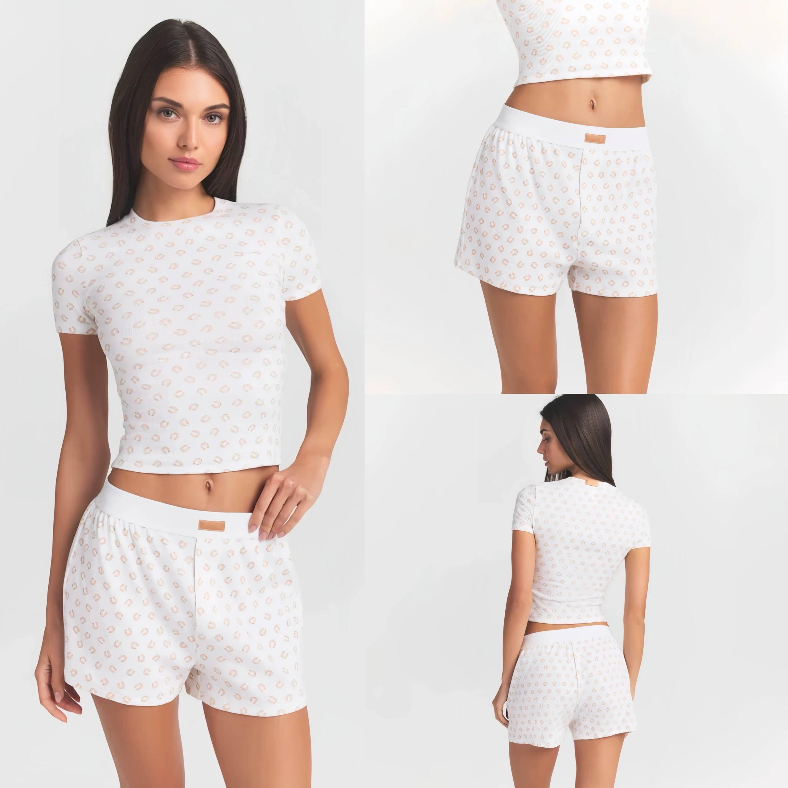 طقم Loungewear مريح باللون الأبيض المنقش قطعتين