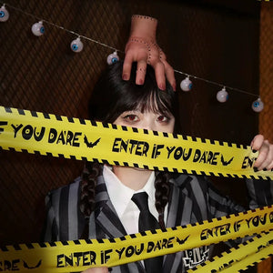 Halloween props, prosthetic hand ornaments, Wednesday severed hands, cos, Addams family, scary tricks, scary atmosphere