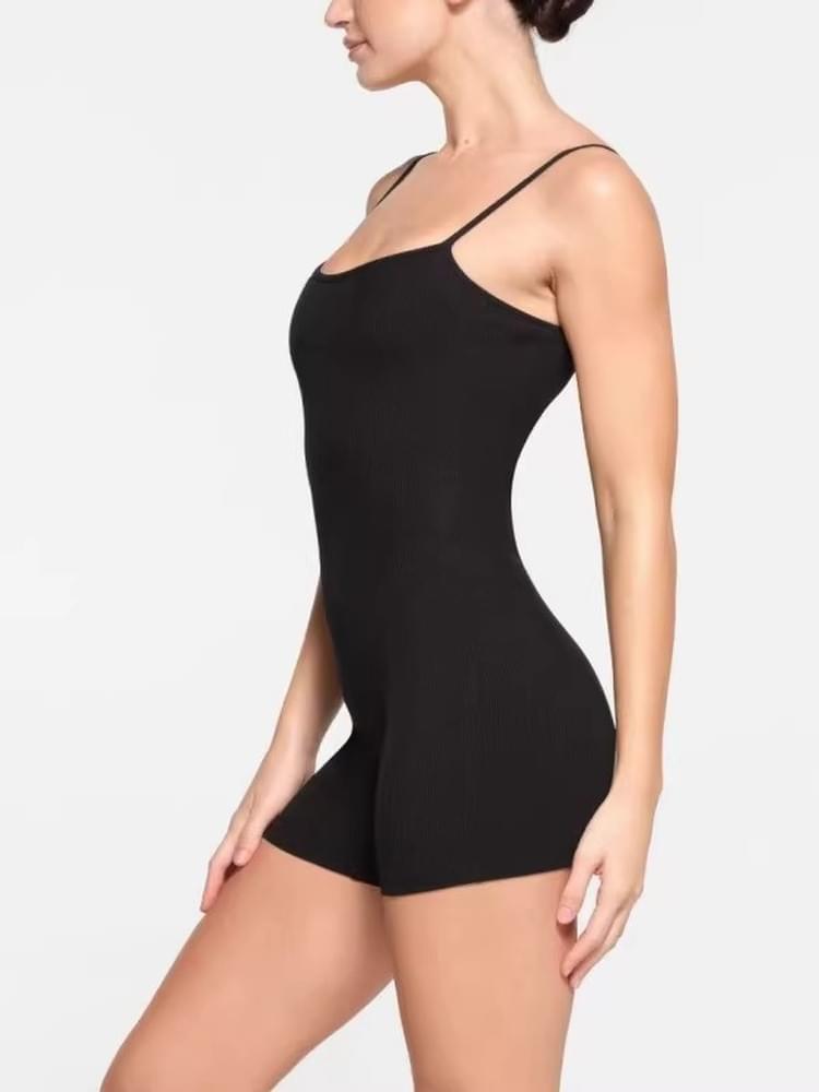 Cotton Bodysuit مضلع قصير ومريح بتصميم أنيق طوال اليوم