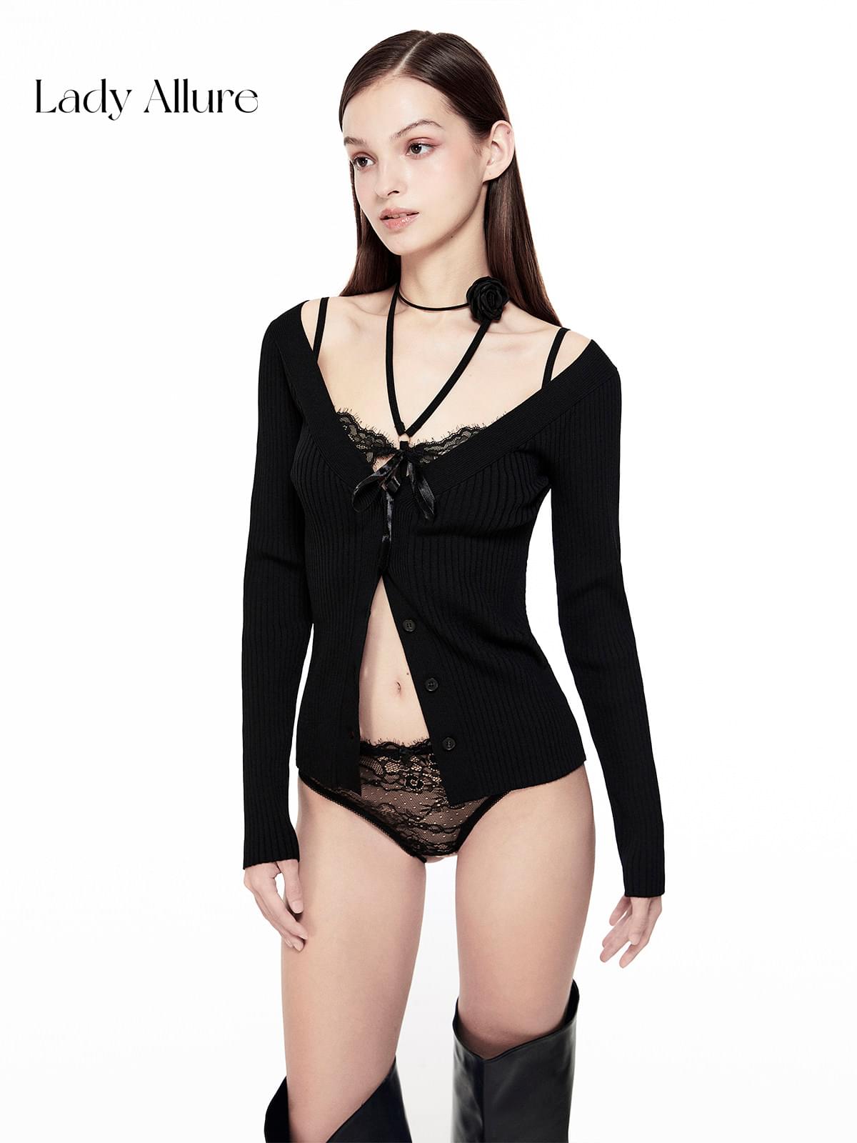 طقم Lingerie من الدانتيل الراقي بتصميم رقيق وجذاب