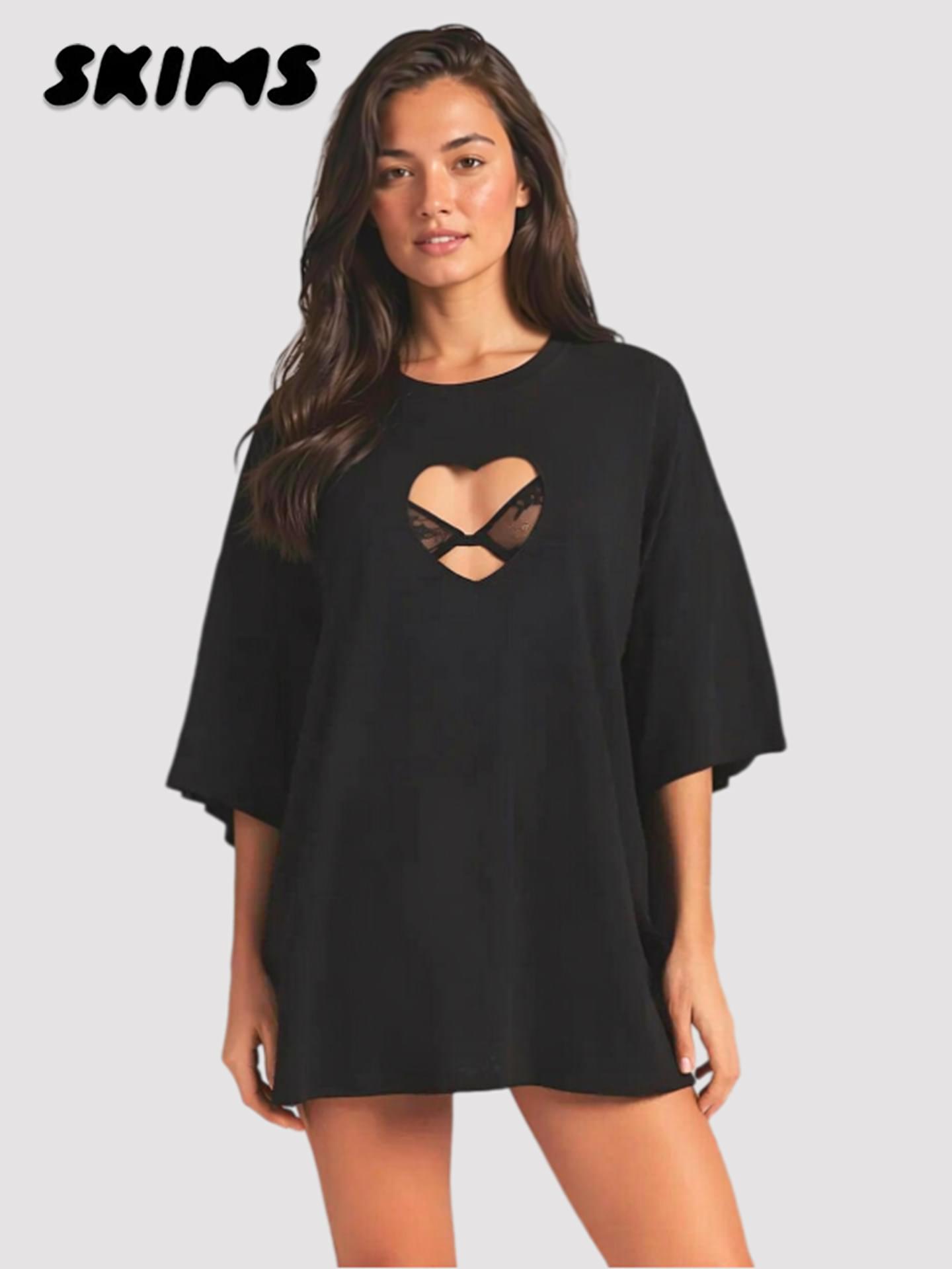 تيشيرت Loungewear فضفاض بتصميم قلب مفرغ